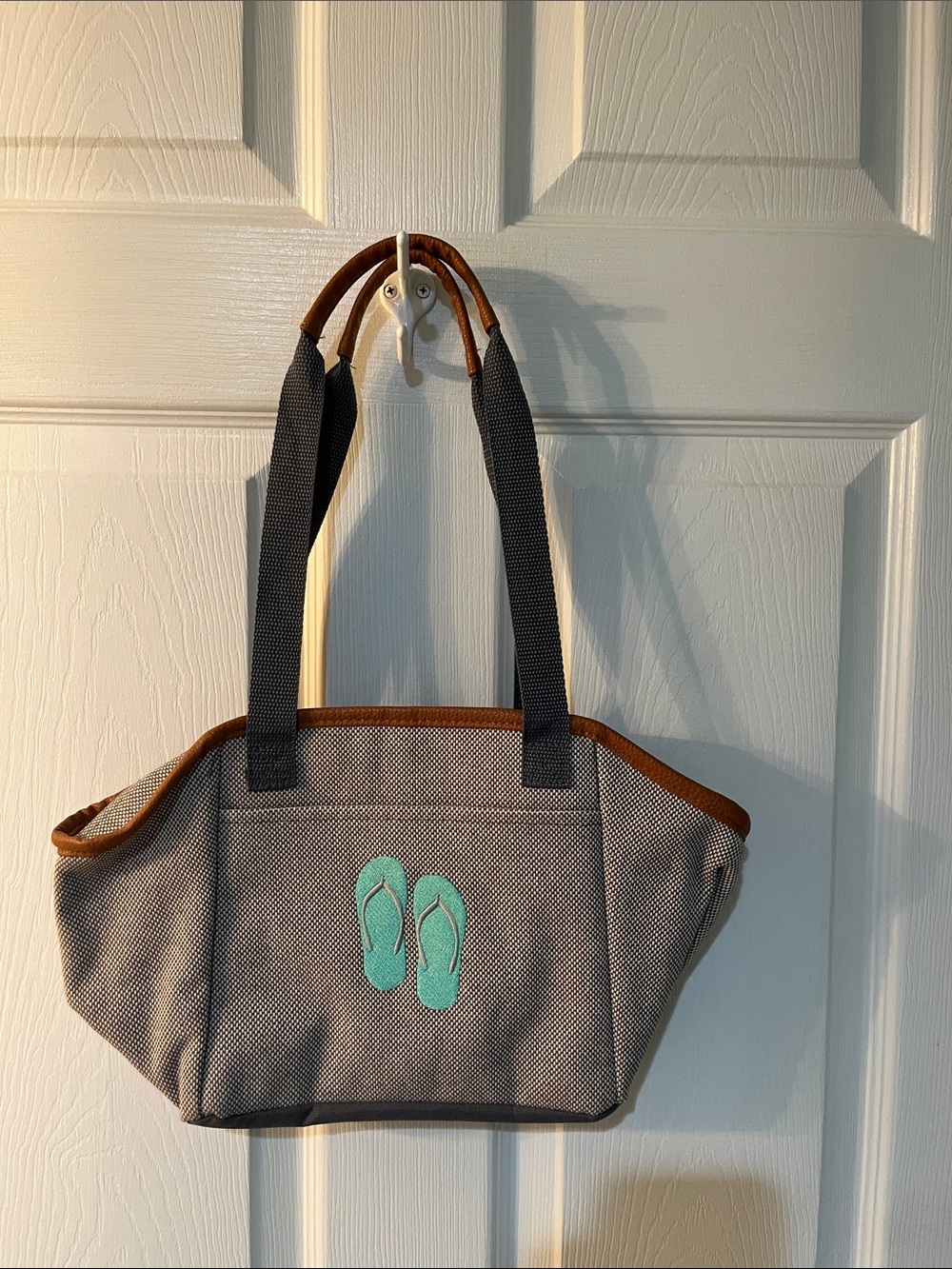 Insulated flip flop embroidered tote bag